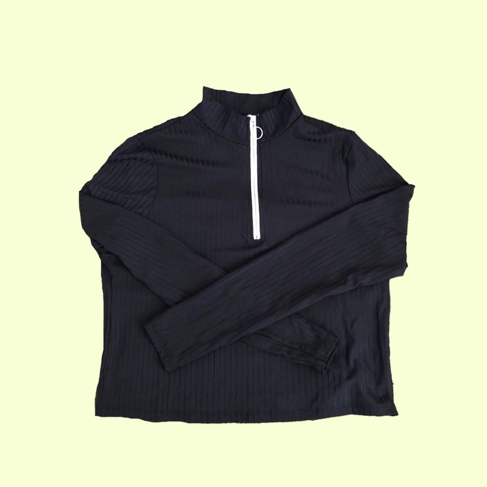 primark black zip up tee